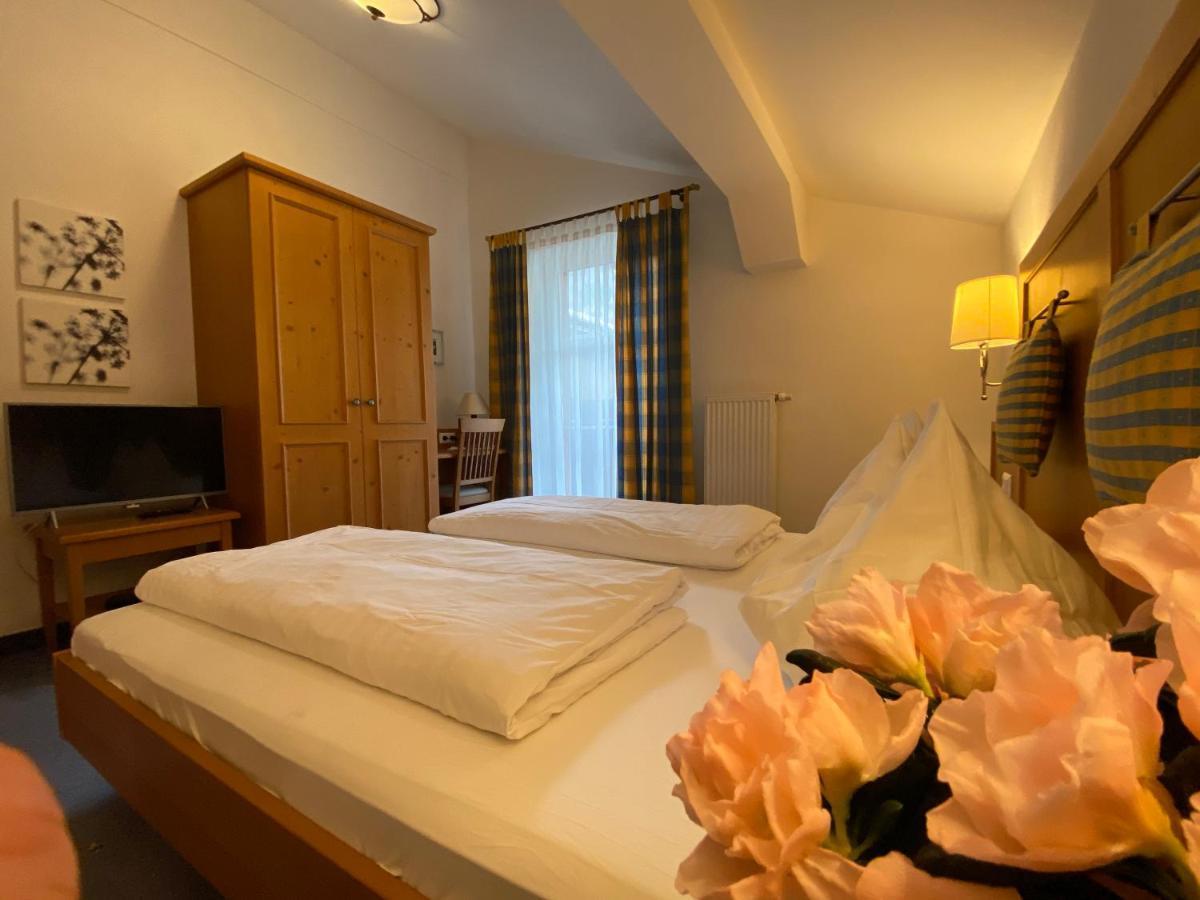 Double Room,974262424:JPEG